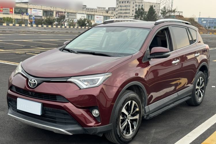 Used Toyota RAV4 2016 2.0L CVT Two-Wheel Drive Smart Edition China V Standard Guazi used car, China used car export, Used car for sale, Used cars, Cheapest cars for sale