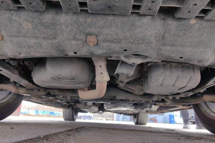 Used Toyota RAV4 2016 2.5L Automatic 4x4 Elite Edition Chassis Front
