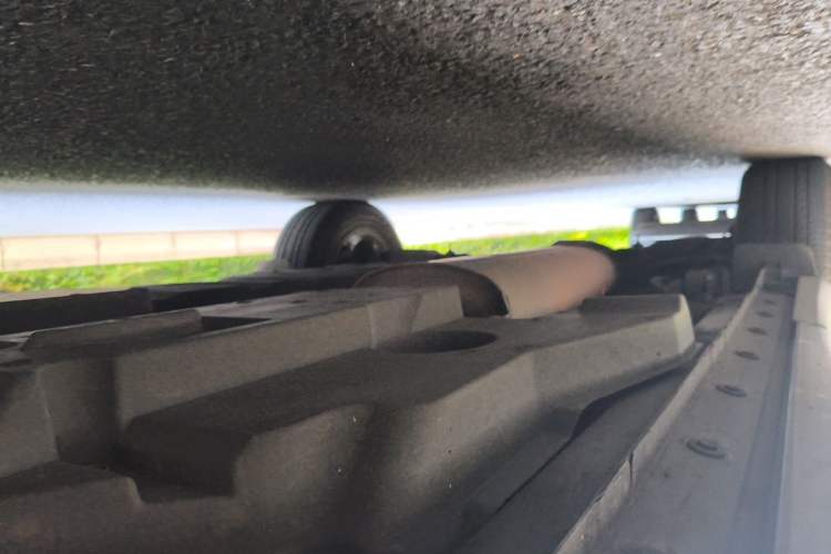 Used Toyota RAV4 2016 2.0L CVT Two-Wheel Drive Fashion Edition China V Standard Chassis Front Right