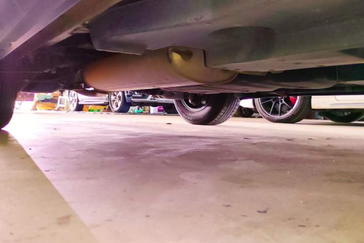 Used Toyota RAV4 2016 2.0L CVT Two-Wheel Drive Comfort Edition China V Standard Chassis Front Right