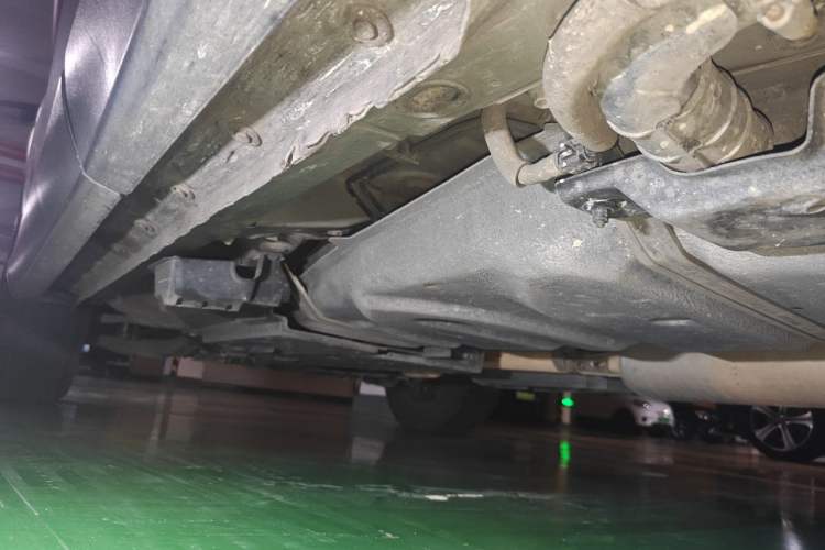 Used Toyota RAV4 2016 2.0L CVT Two-Wheel Drive Fashion Edition China V Standard Chassis Rear Left
