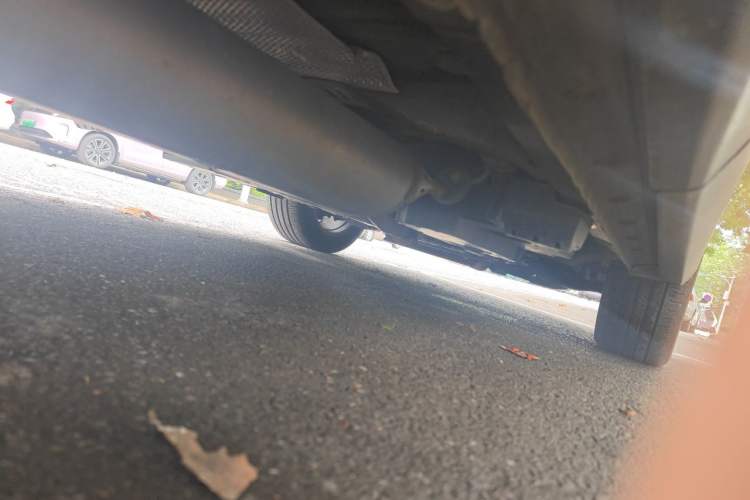 Used Toyota RAV4 2016 2.5L Automatic 4x4 Elite Edition Chassis Rear Right