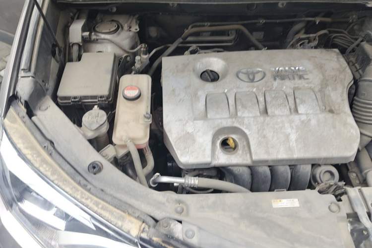 Used Toyota RAV4 2016 2.0L CVT Two-Wheel Drive Smart Edition China V Standard Engine Bay Right