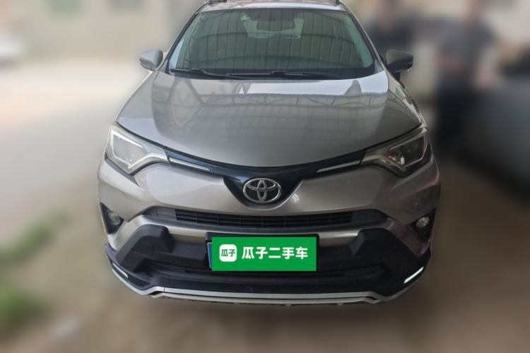 Used Toyota RAV4 2016 2.0L CVT Two-Wheel Drive Urban Edition China V Standard Front