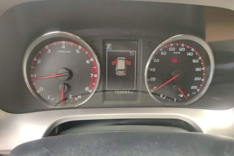 Used Toyota RAV4 2016 2.0L CVT Two-Wheel Drive Smart Edition China V Standard Instrument Cluster