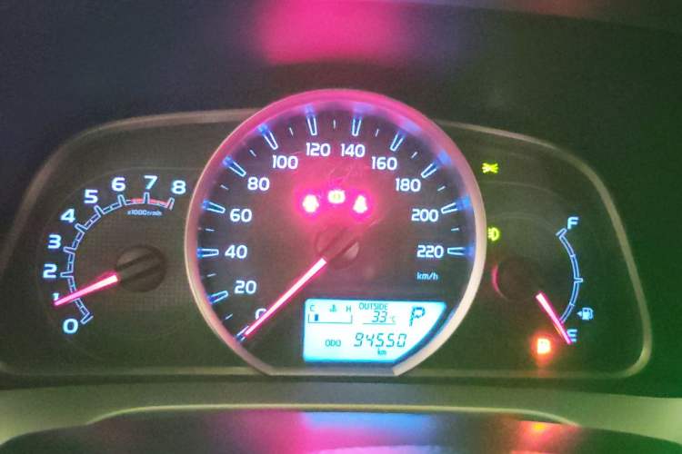 Used Toyota RAV4 2016 2.0L CVT Two-Wheel Drive Comfort Edition China V Standard Instrument Cluster