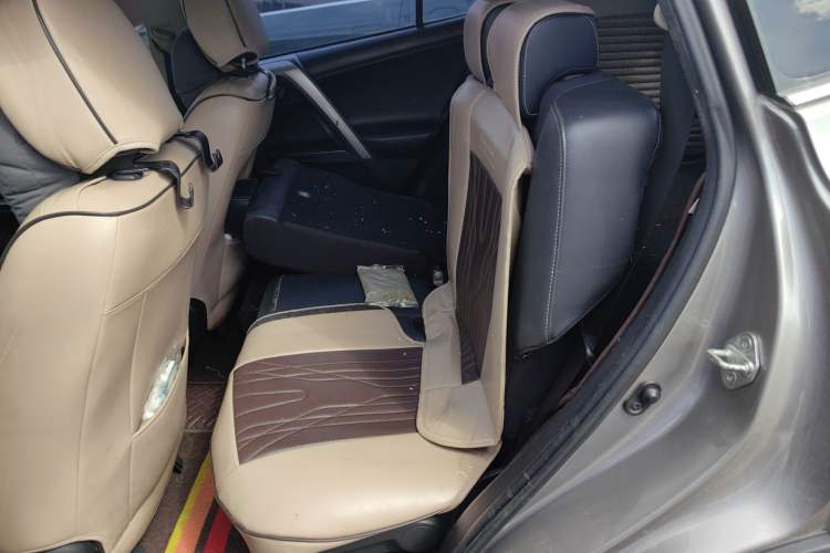 Used Toyota RAV4 2016 2.5L Automatic 4x4 Elite Edition Left Rear Seat
