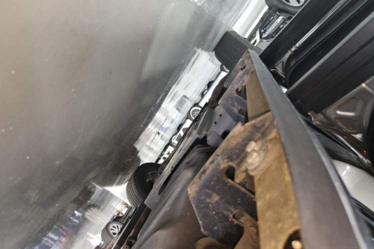 Used Toyota RAV4 2016 2.0L CVT Two-Wheel Drive Fashion Edition China V Standard Left Side Sill
