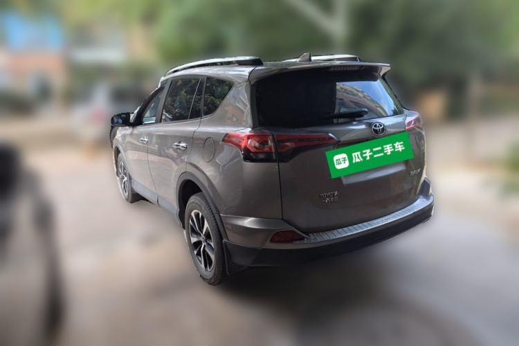 Used Toyota RAV4 2016 2.0L CVT Two-Wheel Drive Fashion Edition China V Standard Rear Left 45 Deg