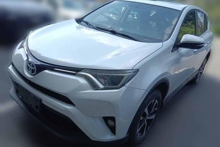 Used Toyota RAV4 2016 2.0L CVT Two-Wheel Drive Fashion Edition China V Standard Guazi used car, China used car export, Used car for sale, Used cars, Cheapest cars for sale