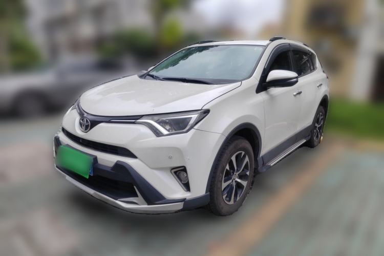 Used Toyota RAV4 2016 2.0L CVT Two-Wheel Drive Fashion Edition China V Standard Guazi used car, China used car export, Used car for sale, Used cars, Cheapest cars for sale