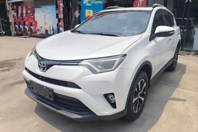 Used Toyota RAV4 2016 2.0L CVT Two-Wheel Drive Comfort Edition China V Standard
