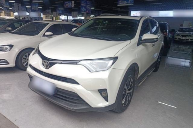 Used Toyota RAV4 2016 2.0L CVT Two-Wheel Drive Fashion Edition China V Standard