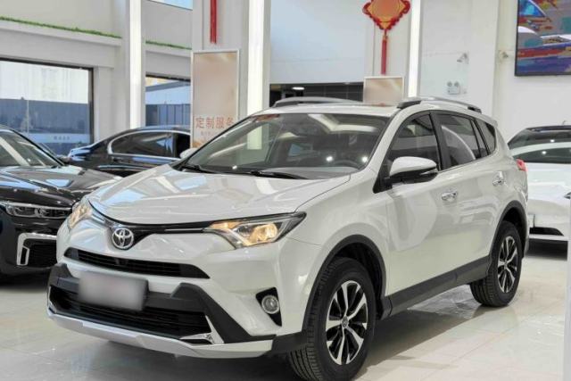 Used Toyota RAV4 2016 2.0L CVT Two-Wheel Drive Comfort Edition China V Standard