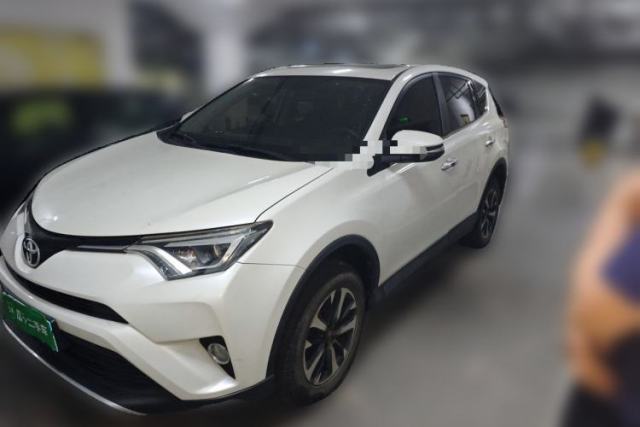 Used Toyota RAV4 2016 2.0L CVT 4x4 New Edition China V Standard