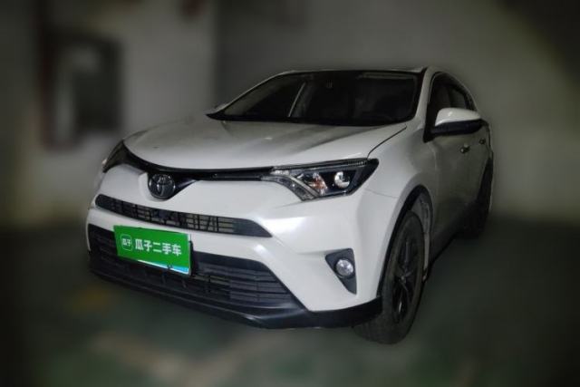 Used Toyota RAV4 2016 2.0L CVT Two-Wheel Drive Fashion Edition China V Standard