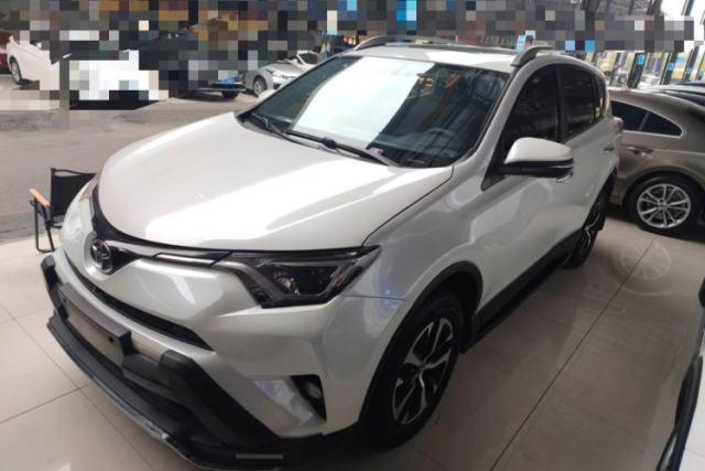 Used Toyota RAV4 2016 2.0L CVT Two-Wheel Drive Fashion Edition China V Standard