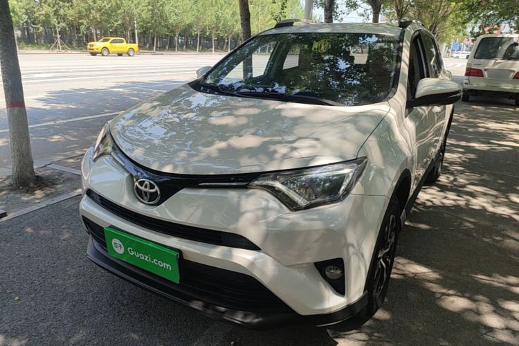 Used Toyota RAV4 2016 2.0L CVT Two-Wheel Drive Urban Edition China V Standard Guazi used car, China used car export, Used car for sale, Used  cars, Cheapest cars for sale