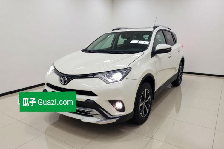Used Toyota RAV4 2016 2.0L CVT Two-Wheel Drive Fashion Edition China V Standard Guazi used car, China used car export, Used car for sale, Used cars, Cheapest cars for sale