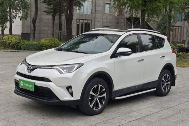 Used Toyota RAV4 2016 2.0L CVT Two-Wheel Drive Fashion Edition China V Standard