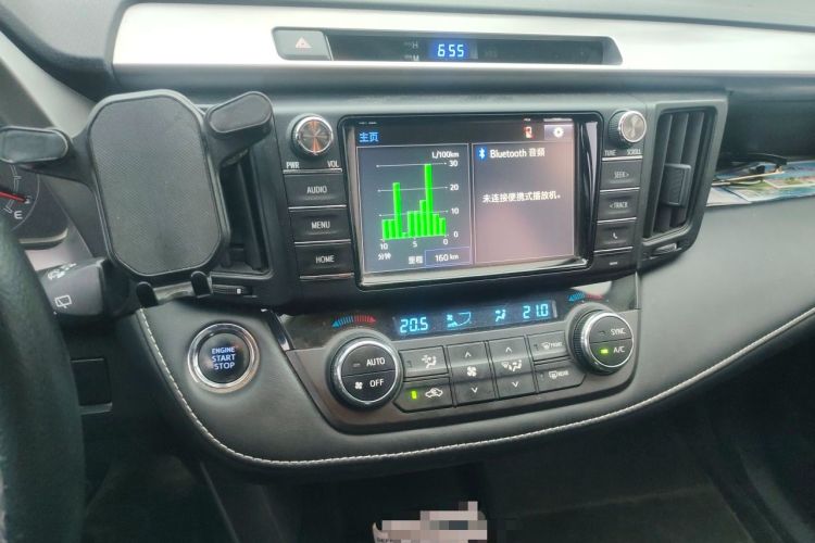 Used Toyota RAV4 2016 2.0L CVT Two-Wheel Drive Comfort Edition China V Standard Audio And AC Panel