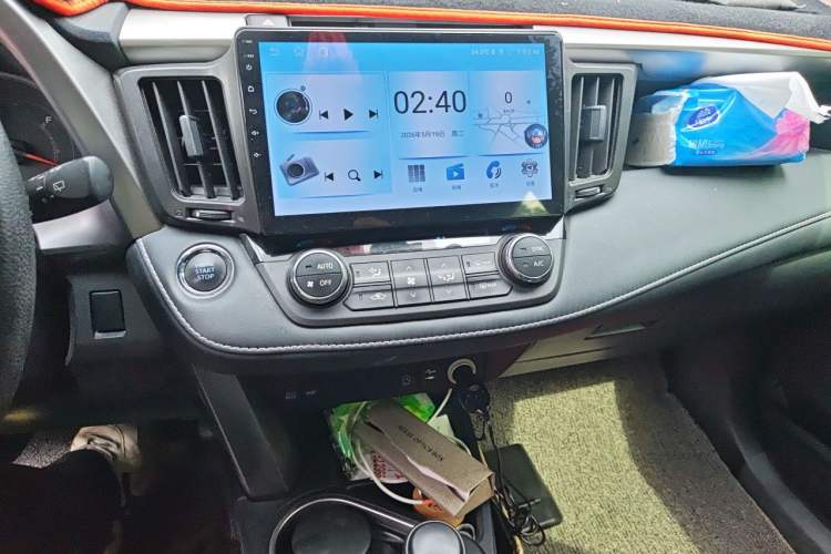 Used Toyota RAV4 2016 2.0L CVT Two-Wheel Drive Comfort Edition China V Standard Audio And AC Panel