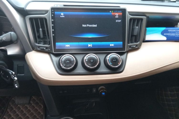 Used Toyota RAV4 2016 2.0L CVT Two-Wheel Drive Urban Edition China V Standard Audio And AC Panel