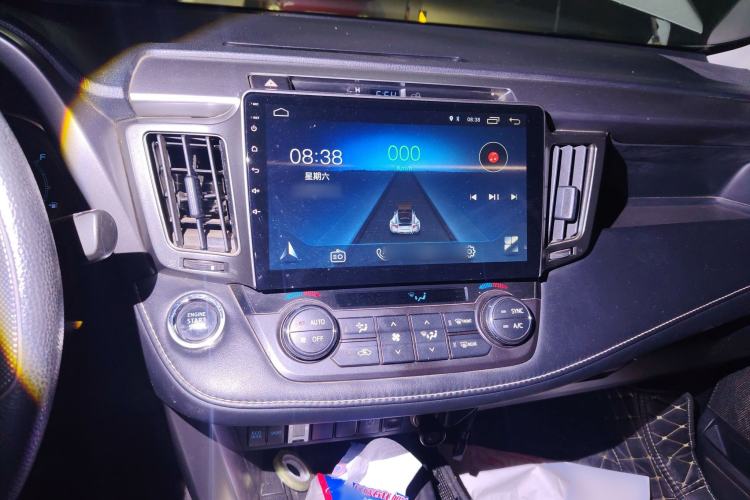 Used Toyota RAV4 2016 2.0L CVT Two-Wheel Drive Fashion Edition China V Standard Audio And AC Panel