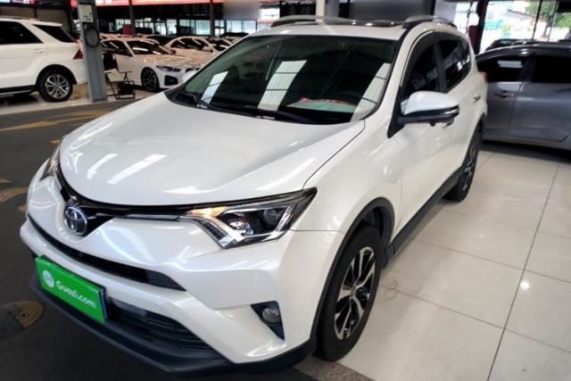 Used Toyota RAV4 2016 2.0L CVT Two-Wheel Drive Fashion Edition China V Standard