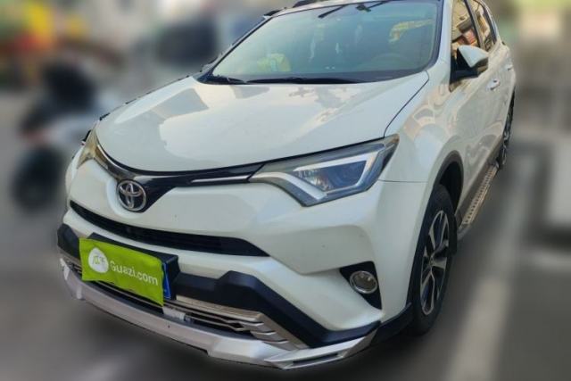 Used Toyota RAV4 2016 2.0L CVT 4x4 New Edition China V Standard