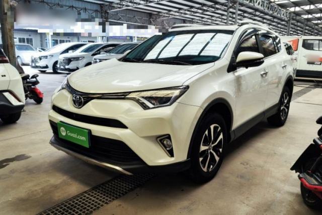 Used Toyota RAV4 2016 2.0L CVT Two-Wheel Drive Fashion Edition China V Standard
