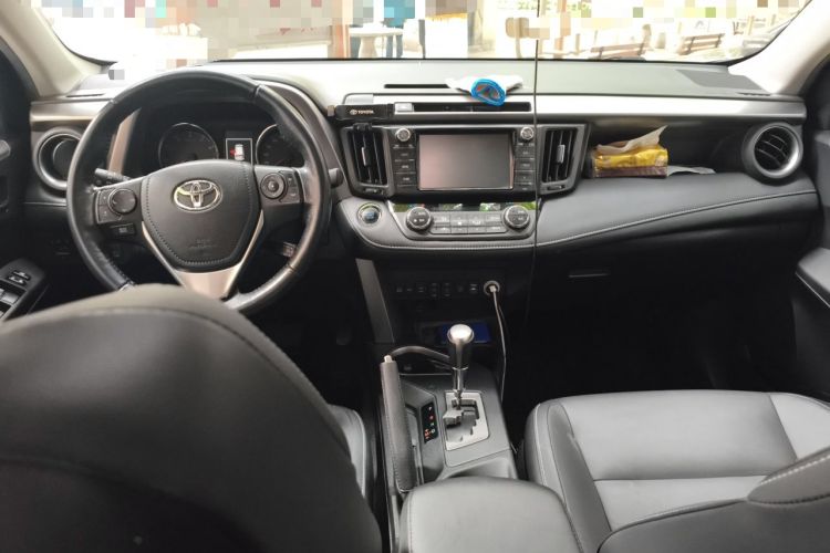Used Toyota RAV4 2016 2.0L CVT 4x4 New Edition China V Standard Center Console
