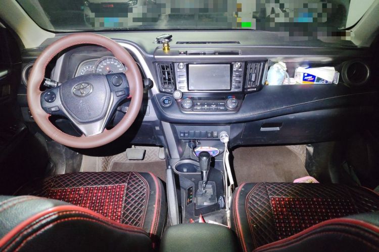 Used Toyota RAV4 2016 2.0L CVT Two-Wheel Drive Fashion Edition China V Standard Center Console