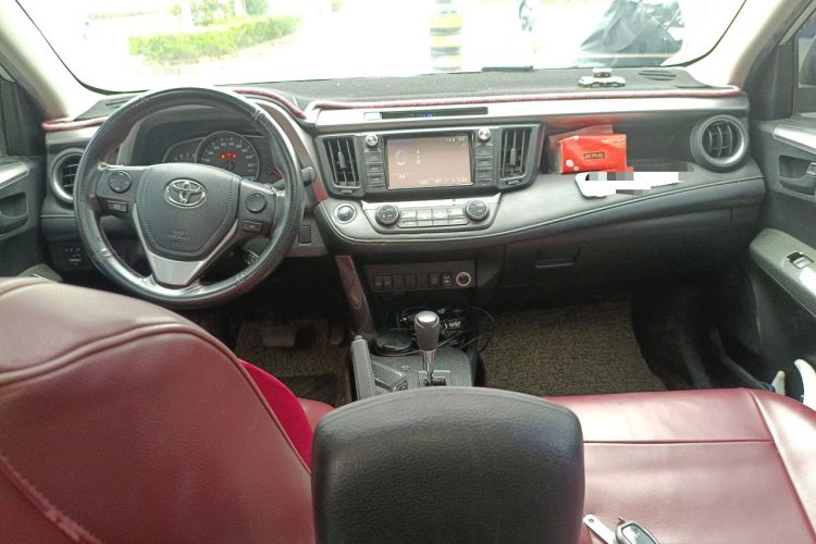 Used Toyota RAV4 2016 2.0L CVT Two-Wheel Drive Fashion Edition China V Standard Center Console