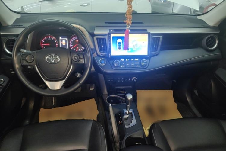 Used Toyota RAV4 2016 2.0L CVT Two-Wheel Drive Smart Edition China V Standard Center Console