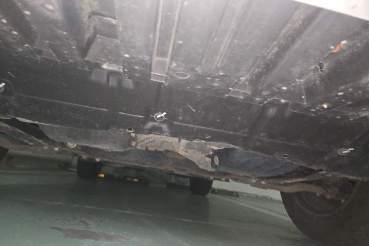 Used Toyota RAV4 2016 2.0L CVT 4x4 New Edition China V Standard Chassis Front