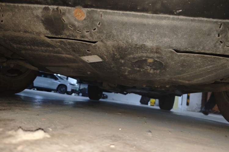 Used Toyota RAV4 2016 2.0L CVT 4x4 New Edition China V Standard Chassis Front