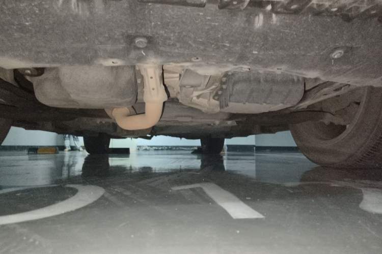 Used Toyota RAV4 2016 2.5L Automatic 4x4 Elite Edition Chassis Front