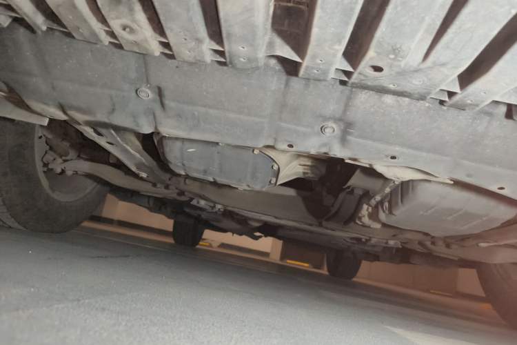 Used Toyota RAV4 2016 2.0L CVT Two-Wheel Drive Fashion Edition China V Standard Chassis Front