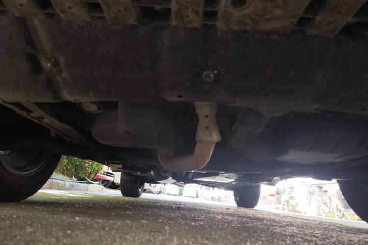 Used Toyota RAV4 2016 2.5L Automatic 4x4 Elite Edition Chassis Front