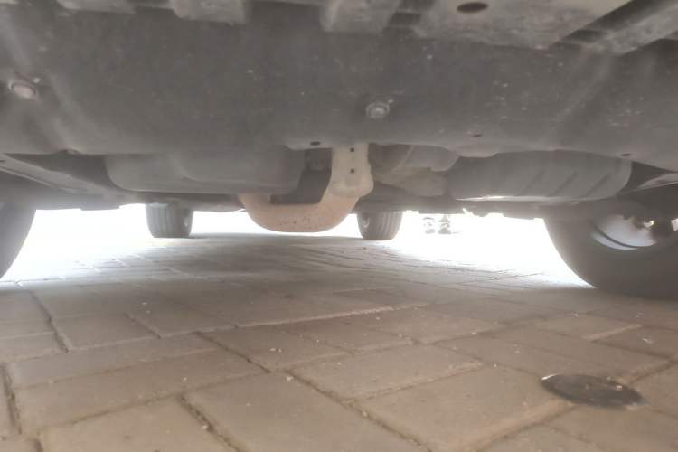 Used Toyota RAV4 2016 2.5L Automatic 4x4 Elite Edition Chassis Front