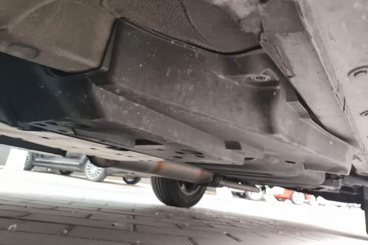 Used Toyota RAV4 2016 2.0L CVT 4x4 New Edition China V Standard Chassis Front Left