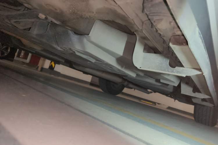 Used Toyota RAV4 2016 2.0L CVT Two-Wheel Drive Fashion Edition China V Standard Chassis Front Left