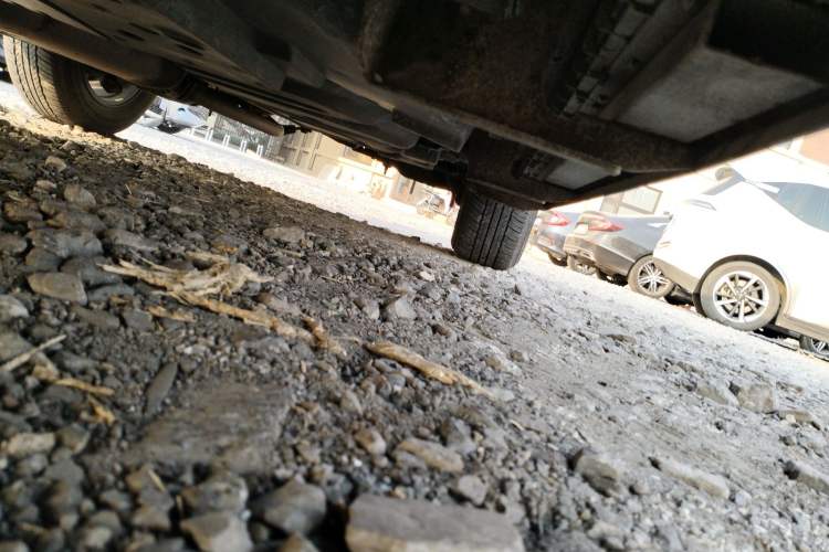 Used Toyota RAV4 2016 2.0L CVT Two-Wheel Drive Smart Edition China V Standard Chassis Front Left