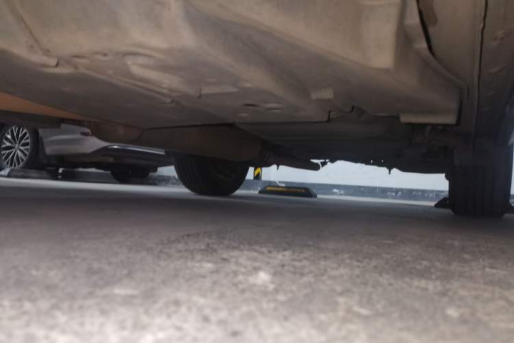 Used Toyota RAV4 2016 2.5L Automatic 4x4 Elite Edition Chassis Front Left