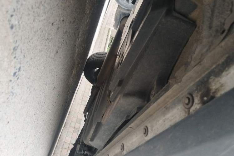 Used Toyota RAV4 2016 2.0L CVT 4x4 New Edition China V Standard Chassis Front Left