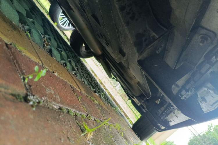 Used Toyota RAV4 2016 2.5L Automatic 4x4 Prestige Edition Chassis Front Left
