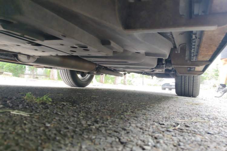 Used Toyota RAV4 2016 2.5L Automatic 4x4 Elite Edition Chassis Front Left