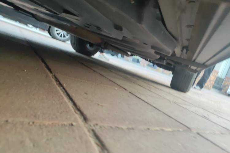 Used Toyota RAV4 2016 2.0L CVT Two-Wheel Drive Fashion Edition China V Standard Chassis Front Left