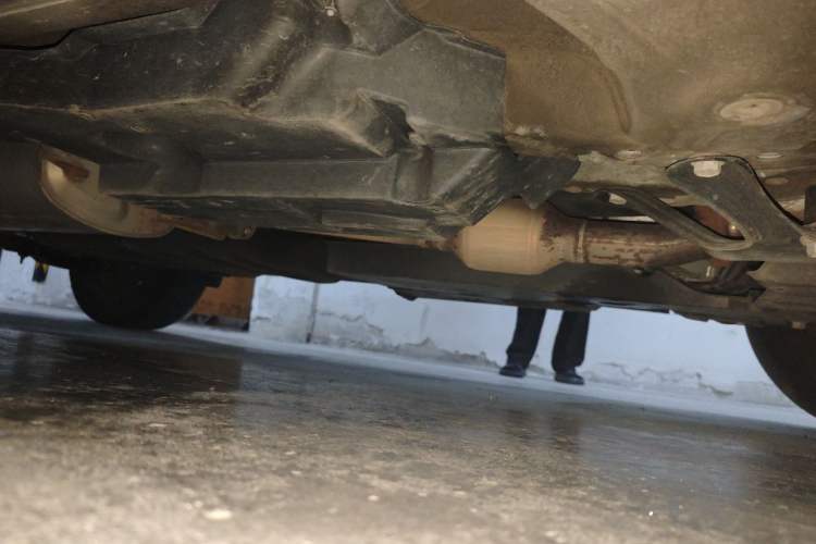Used Toyota RAV4 2016 2.0L CVT 4x4 New Edition China V Standard Chassis Front Right